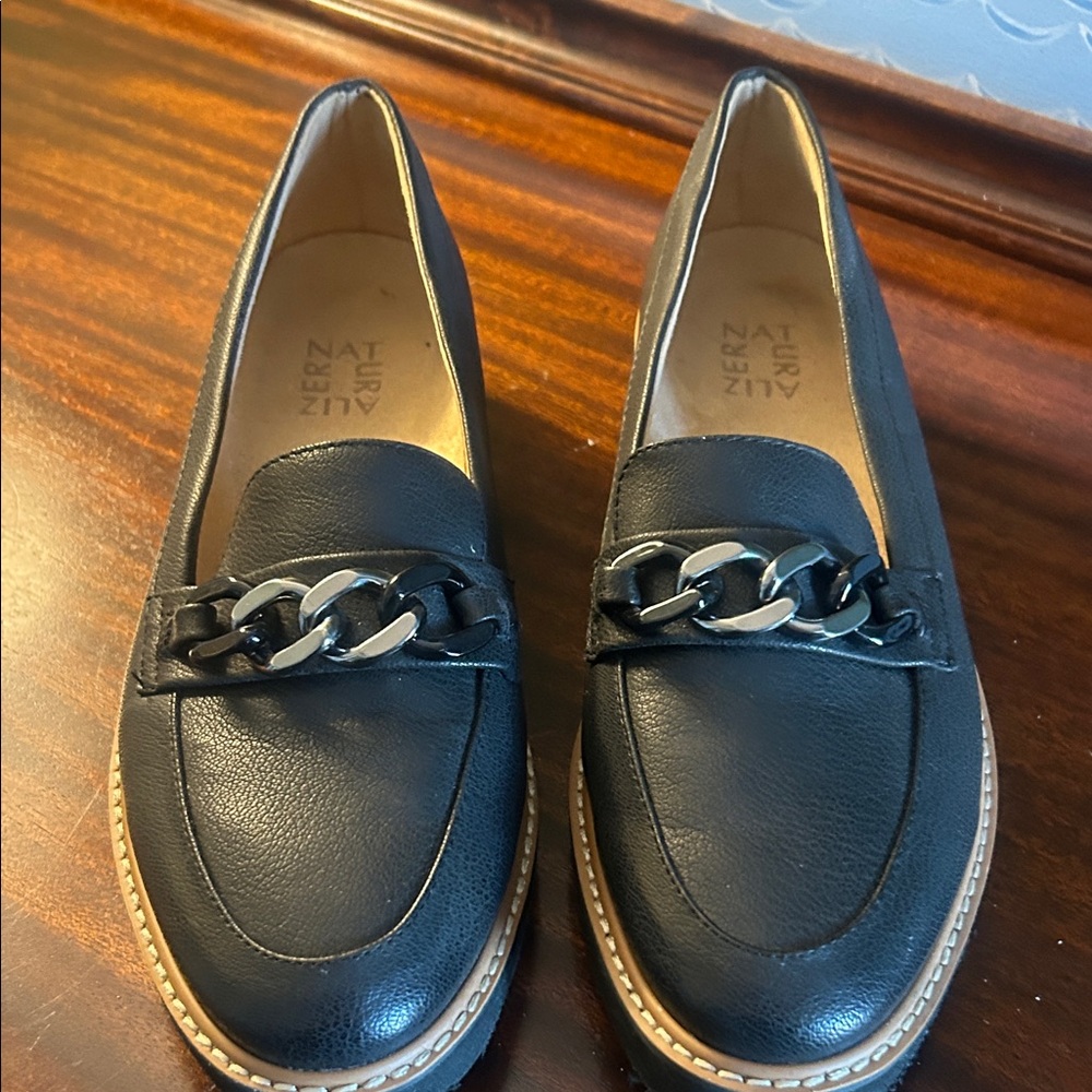 A2 By Aerosoles Women's Black Loafers with Chain Accent